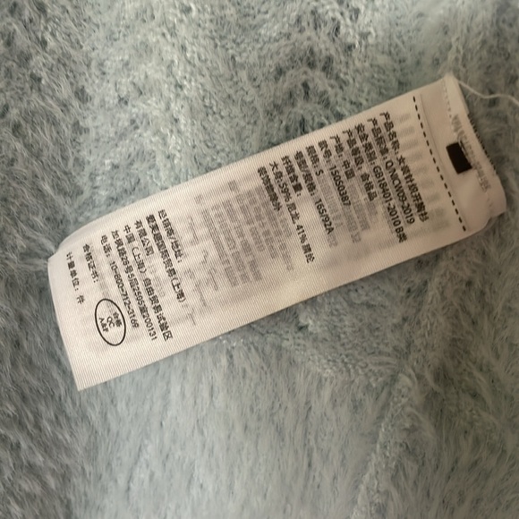 Abercrombie and Fitch Super Soft Light Blue Cardigan Sweater - Picture 5 of 7